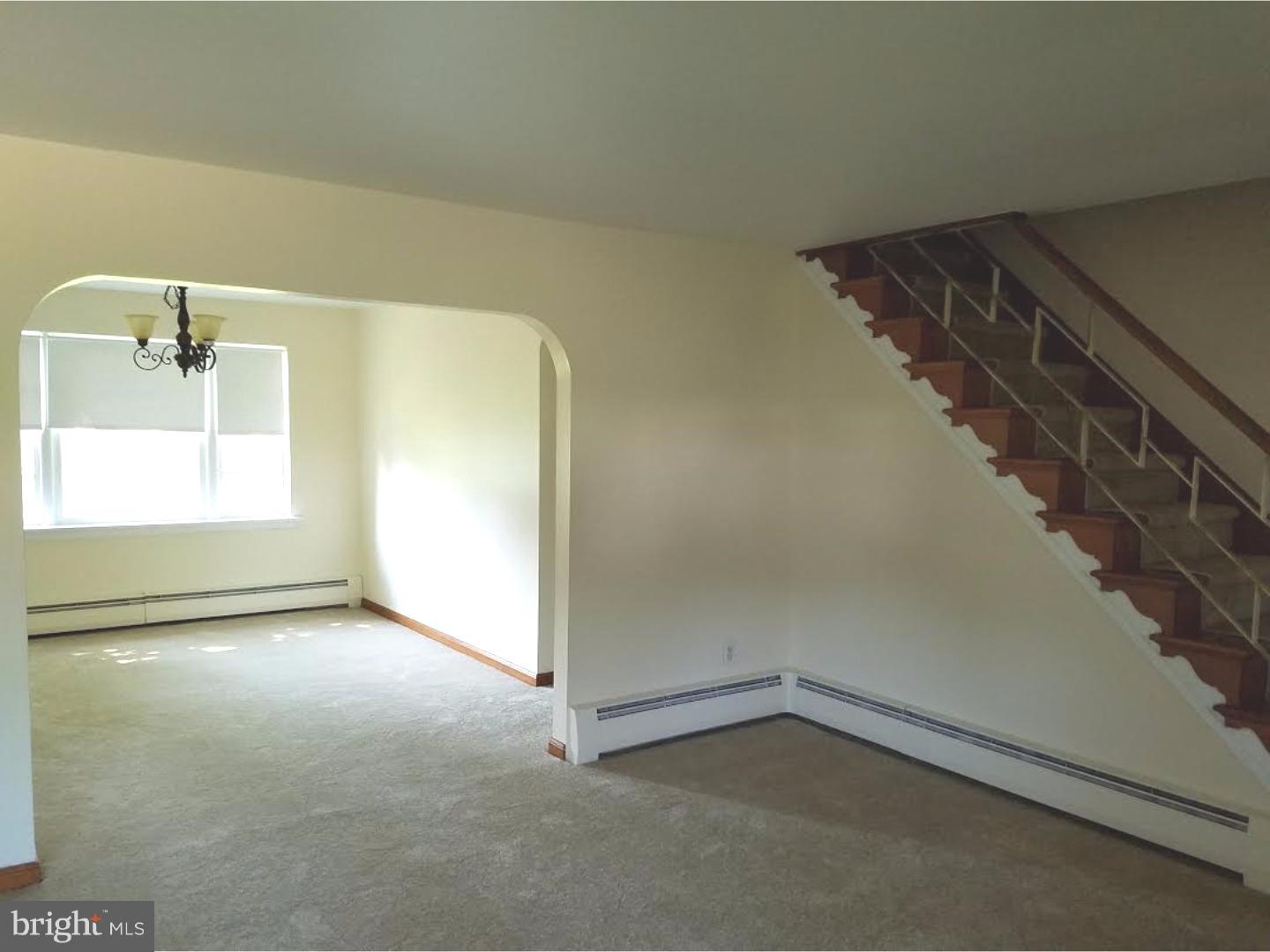 1327 Rosebud Road Southampton, PA 18966 - Photo 5 of 15 Great Room
