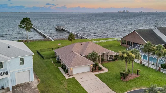 a view of a ocean from a lake