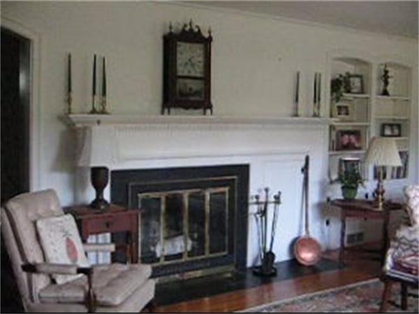 78 Ridge Road East Longmeadow, MA 01028 - Photo 3 of 14 Gallery Image 3