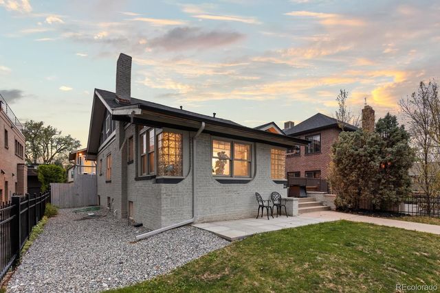 a house view with a outdoor space