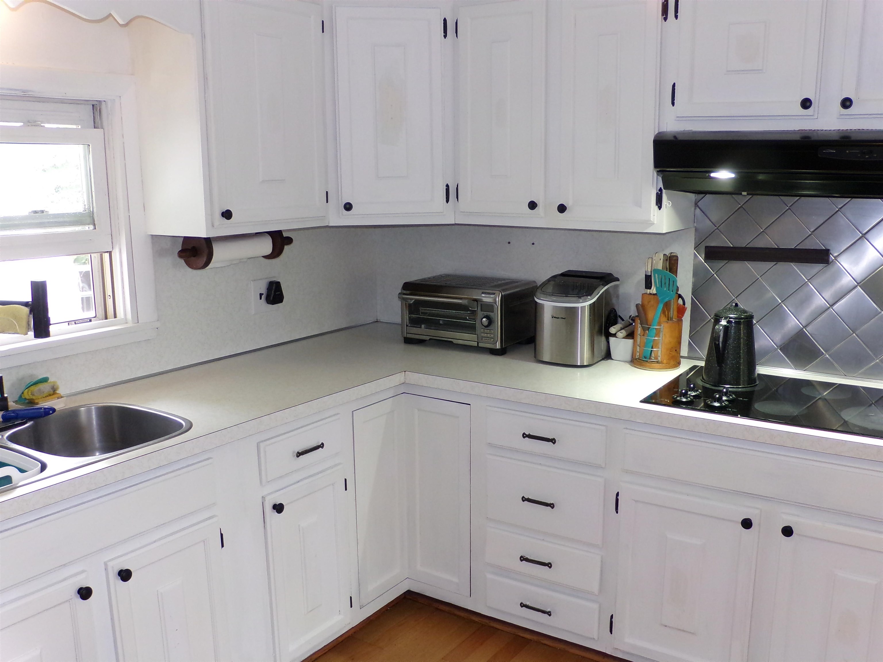 51 Addison Street Laconia, NH 03246 - Photo 3 of 54