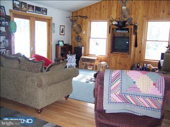 3760 Lehnenberg Road Riegelsville, PA 18077 - Photo 5 of 6