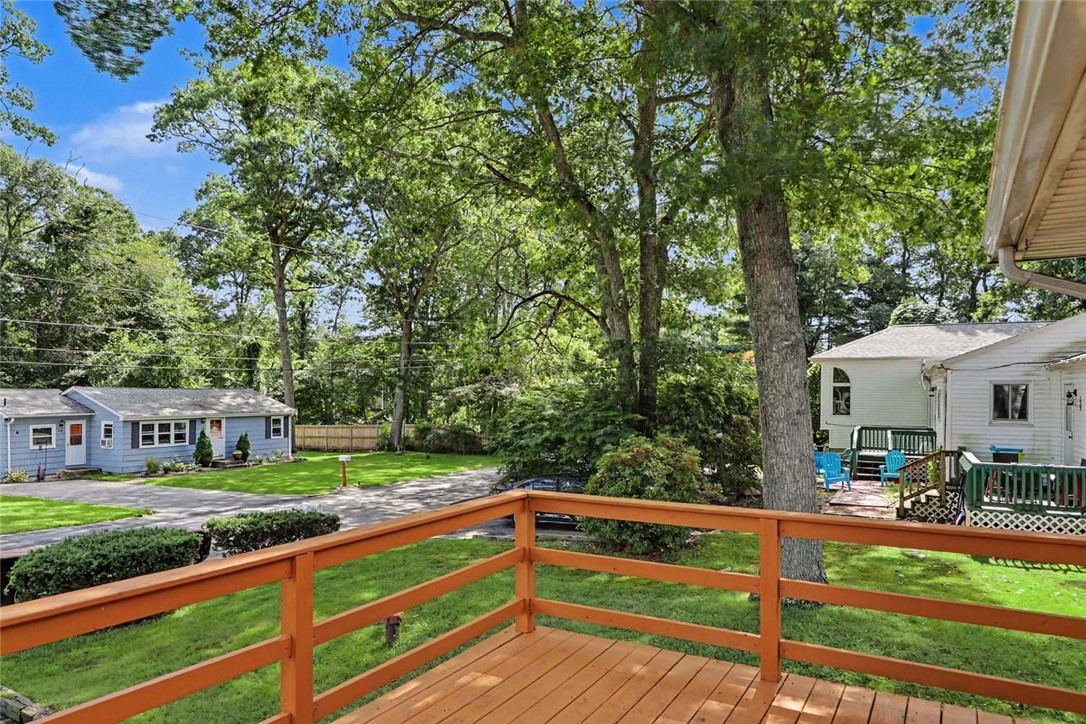 47 Restful Valley Road Tiverton, RI 02878 - Photo 6 of 26 Gallery Image 6