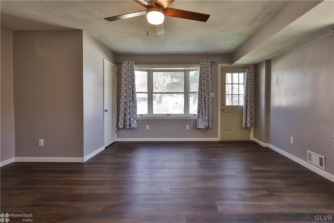 2428 Nottingham Road Bethlehem, PA 18017 - Photo 19 of 31 Gallery Image 19