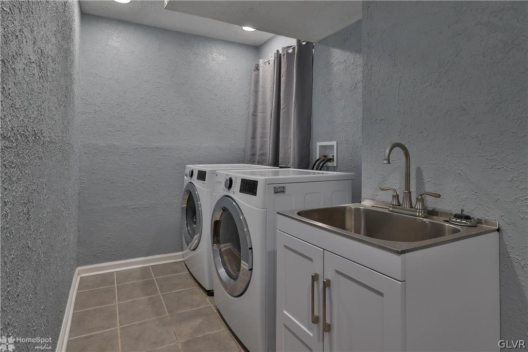 2428 Nottingham Road Bethlehem, PA 18017 - Photo 22 of 31 Laundry Room