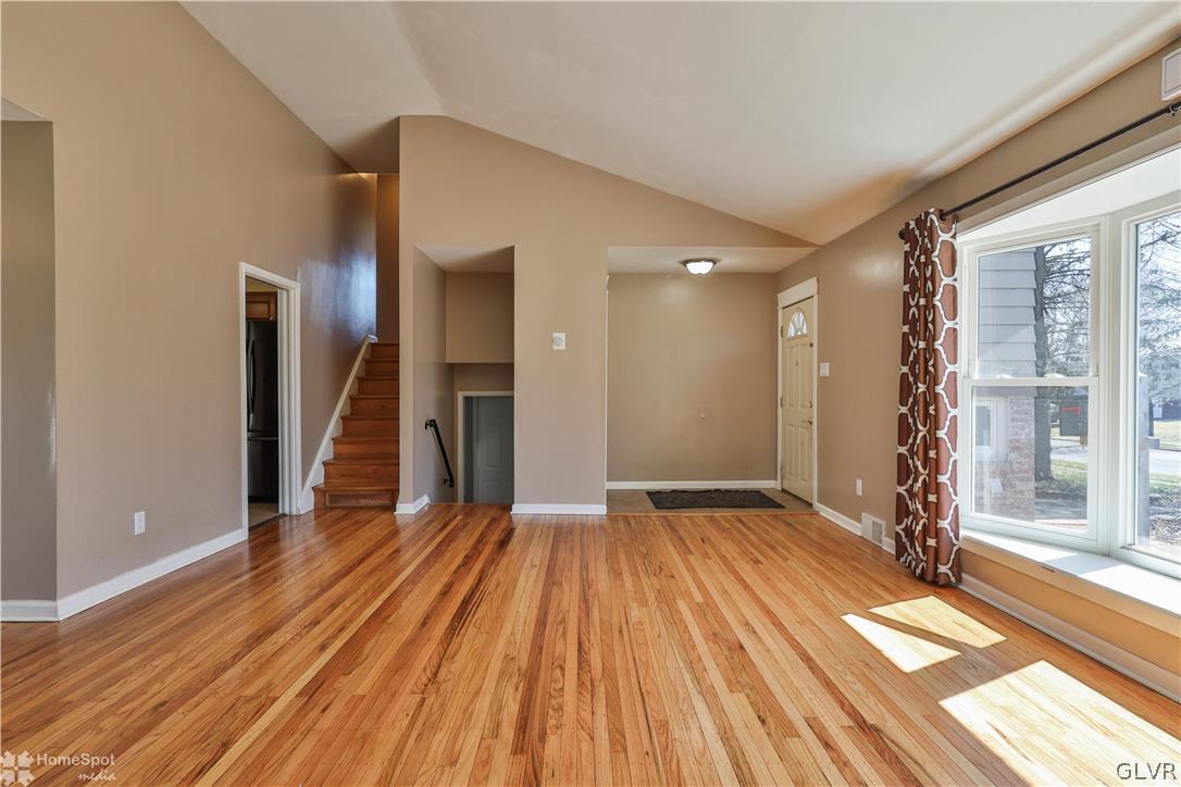 2428 Nottingham Road Bethlehem, PA 18017 - Photo 5 of 31 Gallery Image 5