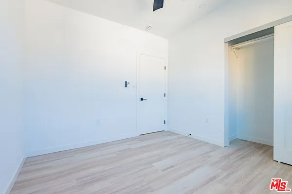 $3,254 | 2602 Carnegie Lane, Unit 6, Redondo Beach, CA 90278