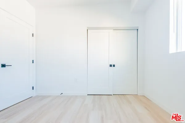 $3,254 | 2602 Carnegie Lane, Unit 6, Redondo Beach, CA 90278