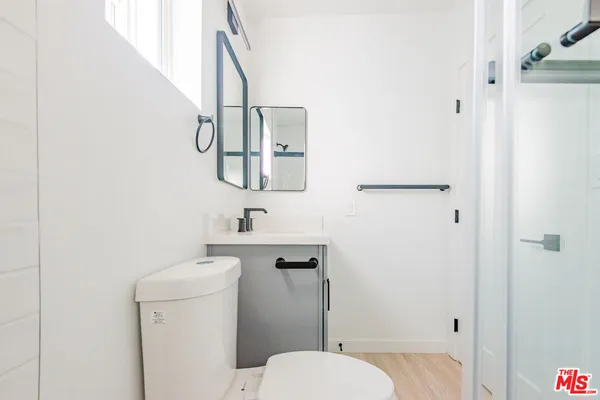 $3,254 | 2602 Carnegie Lane, Unit 6, Redondo Beach, CA 90278
