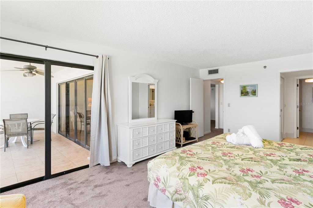 900 Gulf Boulevard, Unit 702 Indian Rocks Beach, FL 33785 - Photo 17 of 52