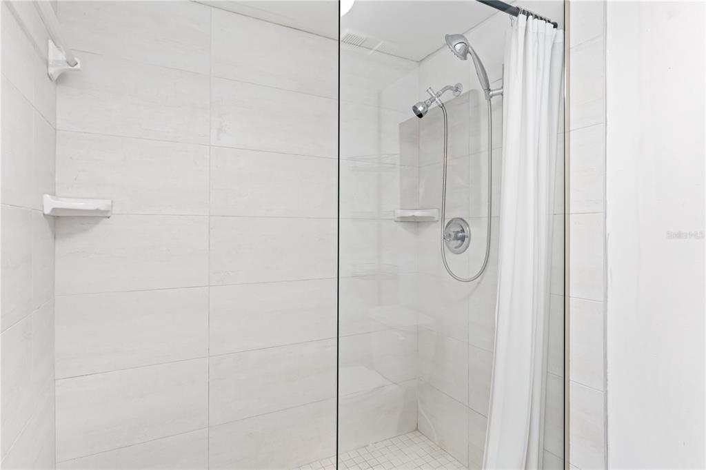 900 Gulf Boulevard, Unit 702 Indian Rocks Beach, FL 33785 - Photo 21 of 52