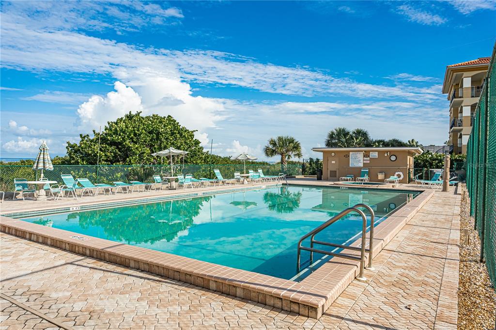 900 Gulf Boulevard, Unit 702 Indian Rocks Beach, FL 33785 - Photo 27 of 52