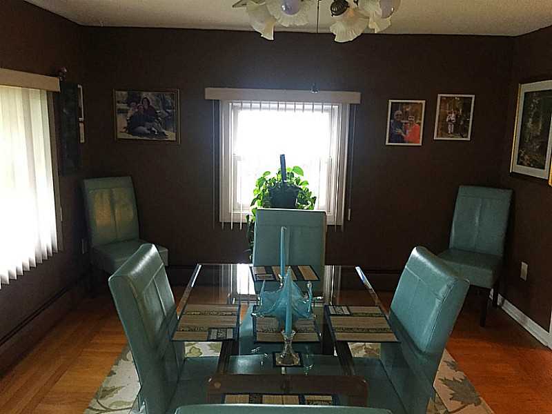 259 Aqueduct Road Cranston, RI 02910 - Photo 5 of 12 Dining Room.