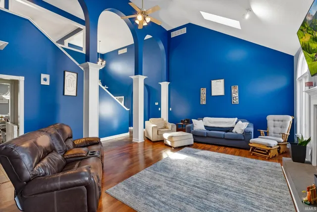 $494,900 | 5185 Sawgrass Lane, Leesburg, IN 46538