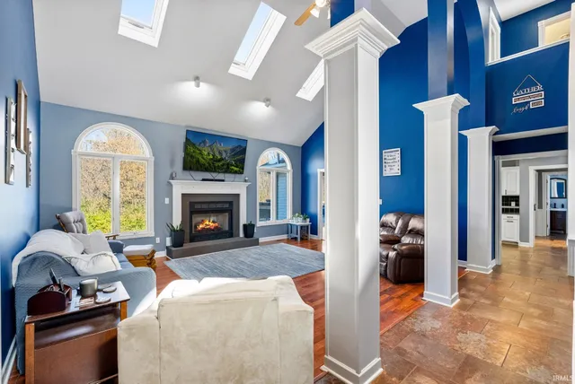 $494,900 | 5185 Sawgrass Lane, Leesburg, IN 46538