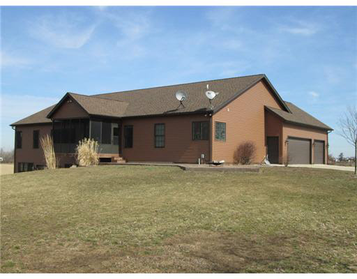 4701 North Iris Road Bremen, IN 46506 - Photo 2 of 15 Gallery Image 2