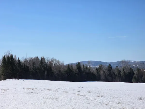 $495,000 | 254 Airport Road, Lyndon, VT 05851