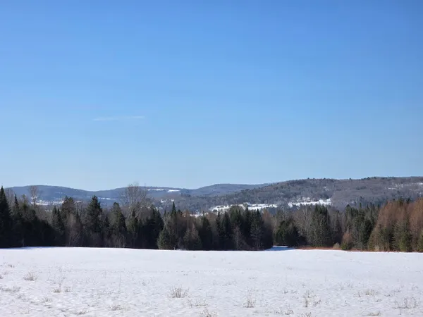 $495,000 | 254 Airport Road, Lyndon, VT 05851