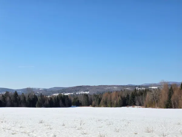 $495,000 | 254 Airport Road, Lyndon, VT 05851