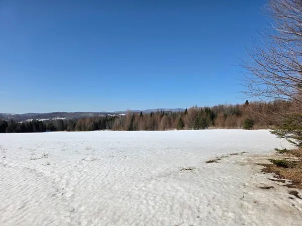 $495,000 | 254 Airport Road, Lyndon, VT 05851