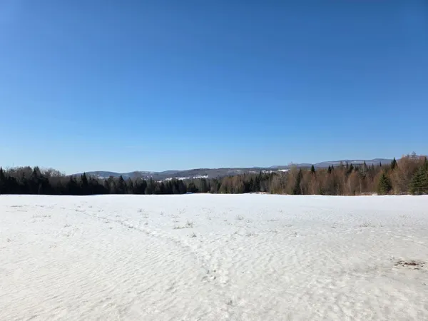 $495,000 | 254 Airport Road, Lyndon, VT 05851