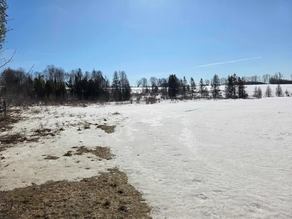 $495,000 | 254 Airport Road, Lyndon, VT 05851