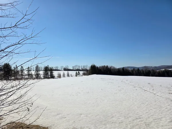 $495,000 | 254 Airport Road, Lyndon, VT 05851