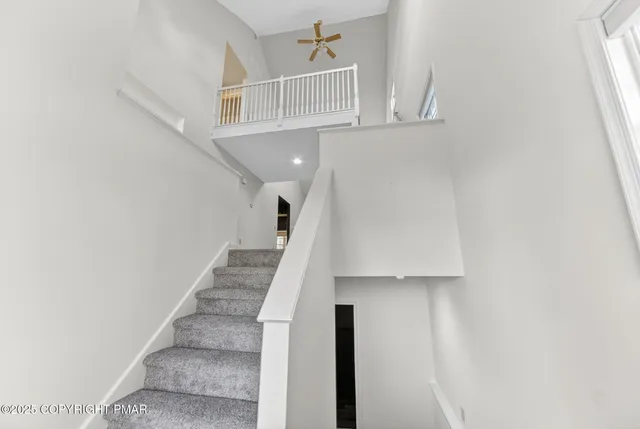 a view of entryway and hall