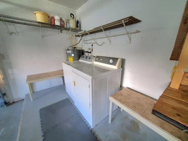 a view of utility room