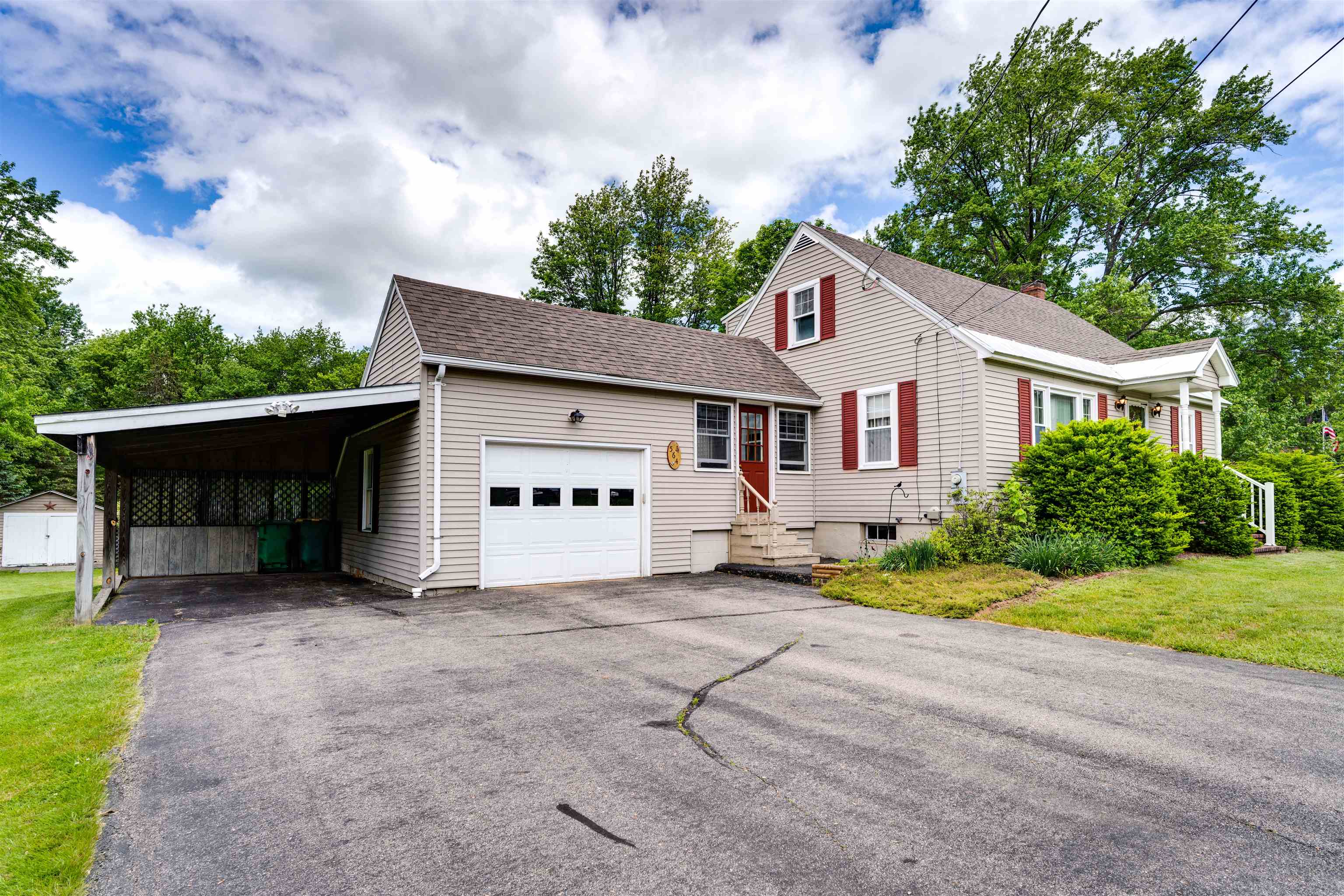 564 Portland Street Rochester, NH 03867 - Photo 2 of 36 Gallery Image 2