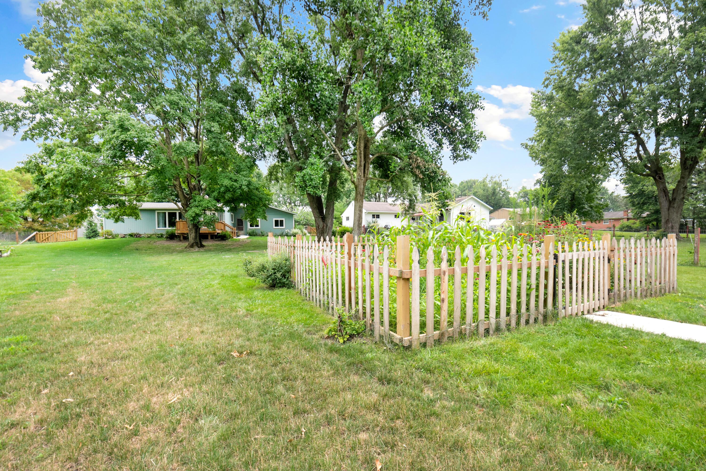 498 Acme Road Delaware, OH 43015 - Photo 42 of 53 Fenced garden area.