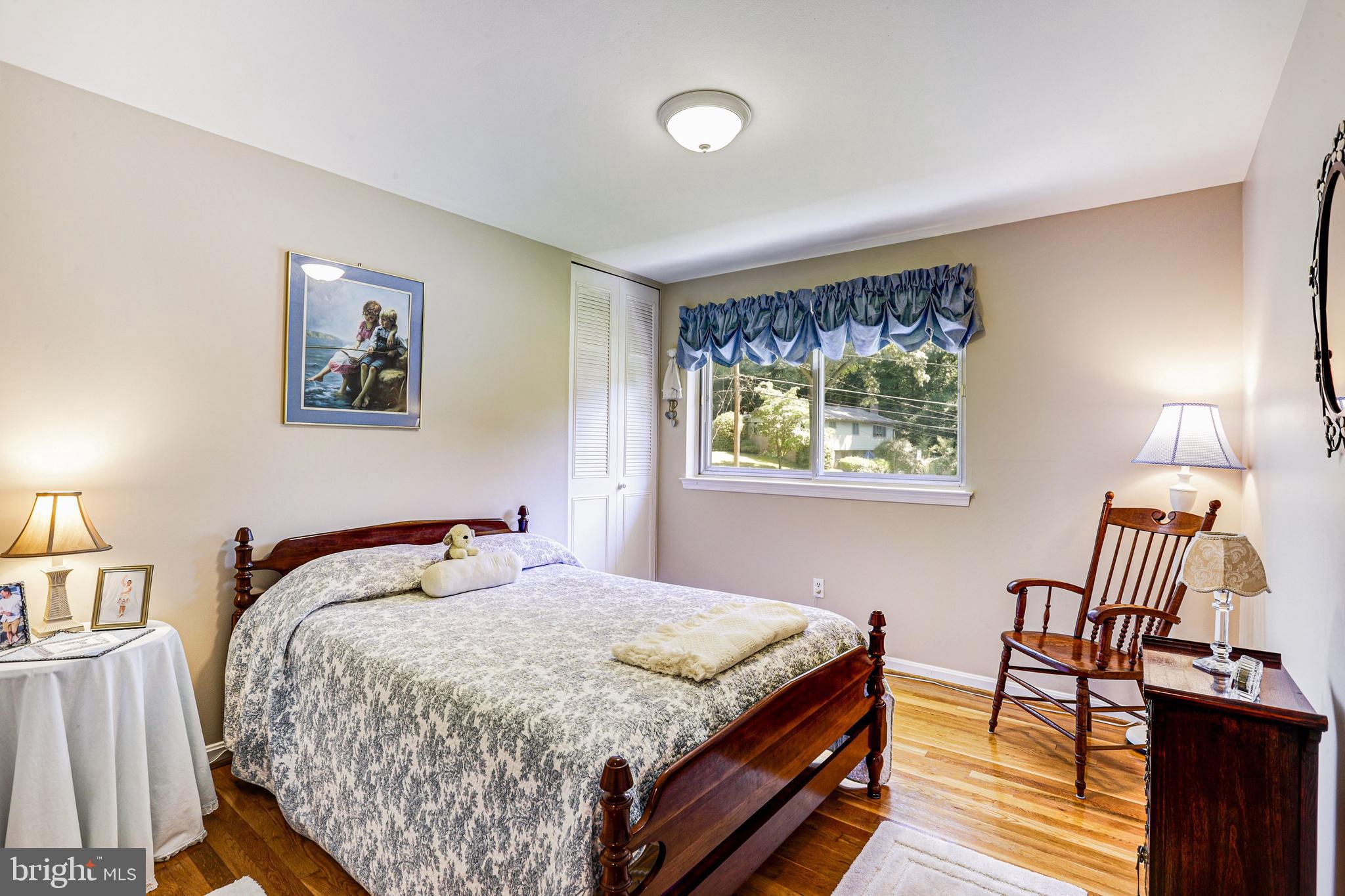 5508 Yorkshire Street Springfield, VA 22151 - Photo 21 of 30 3rd Bedroom