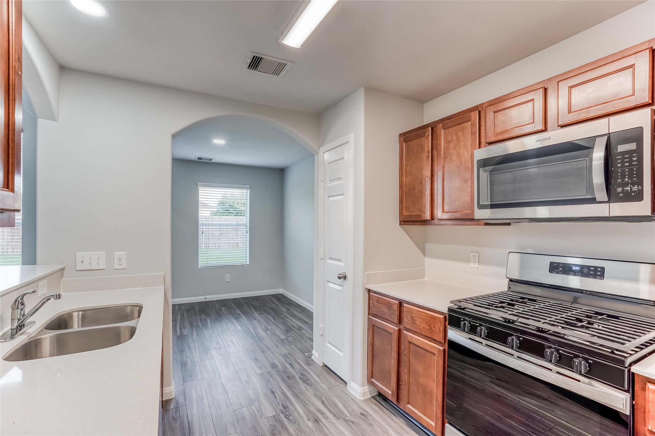 5405 Rio Ramos Court Rosharon, TX 77583 - Photo 6 of 17