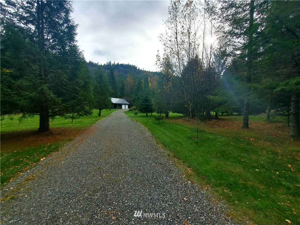 6851 South Pass Road Maple Falls, WA 98266 - Photo 3 of 34 a view of a park