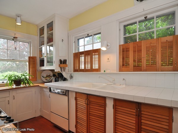 27 Upland Road Attleboro, MA 02703 - Photo 11 of 30 Gallery Image 11