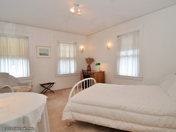 27 Upland Road Attleboro, MA 02703 - Photo 18 of 30 Gallery Image 18