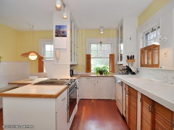 27 Upland Road Attleboro, MA 02703 - Photo 10 of 30 Gallery Image 10