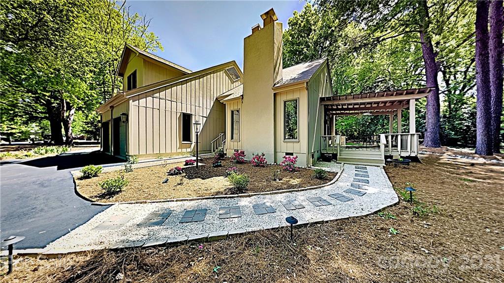 12 Duckhook Circle Lake Wylie, SC 29710 - Photo 3 of 30 a front view of a house