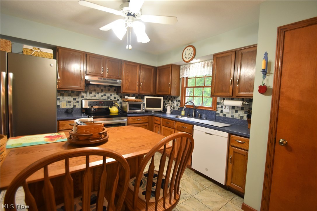 35582 Neff Road Grafton, OH 44044 - Photo 12 of 34 Gallery Image 12