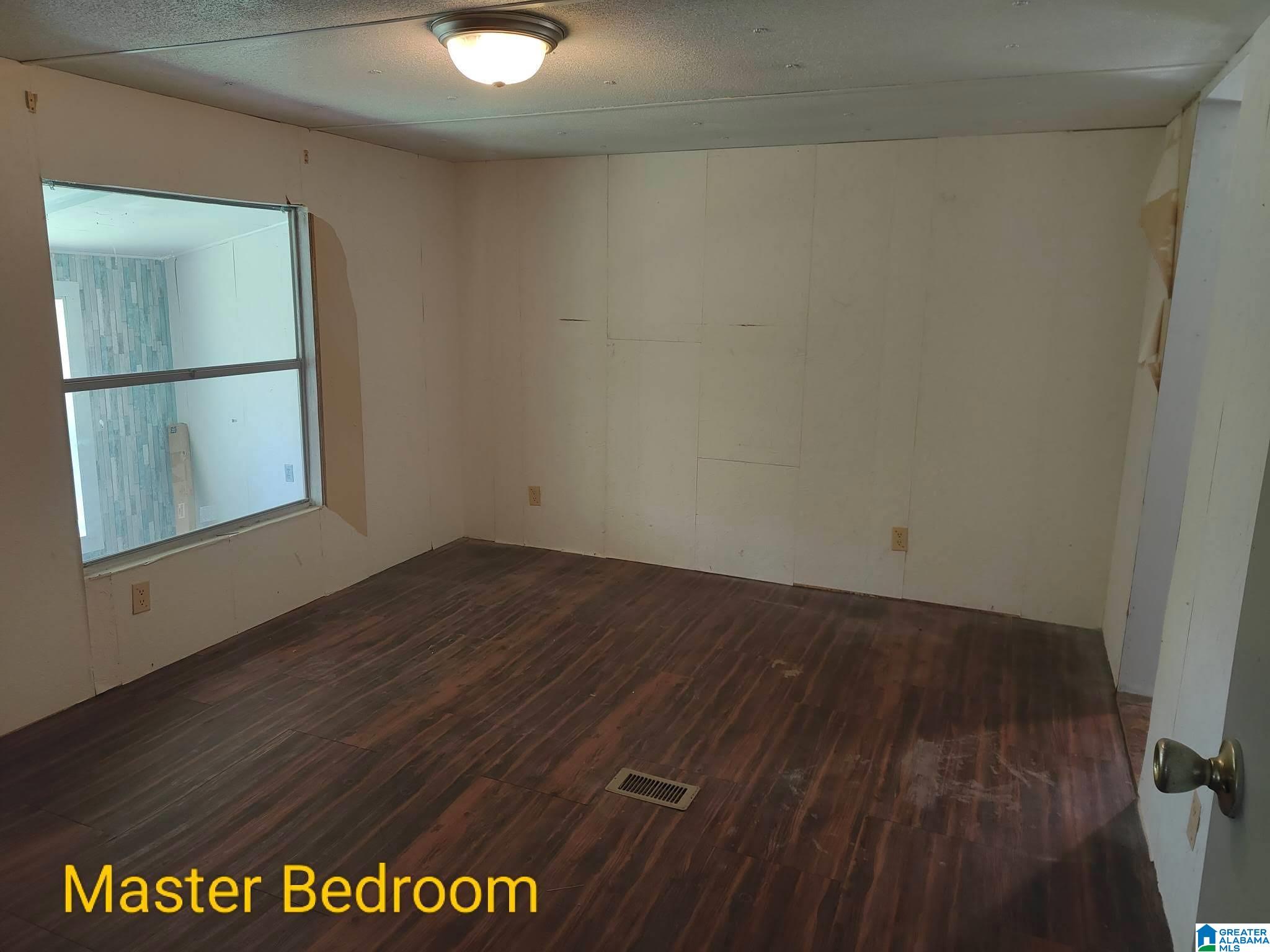 4956 Old Fayetteville Road Sylacauga, AL 35151 - Photo 2 of 8