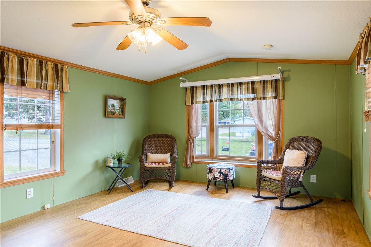 14 Amherst Road Newmarket, NH 03857 - Photo 3 of 30