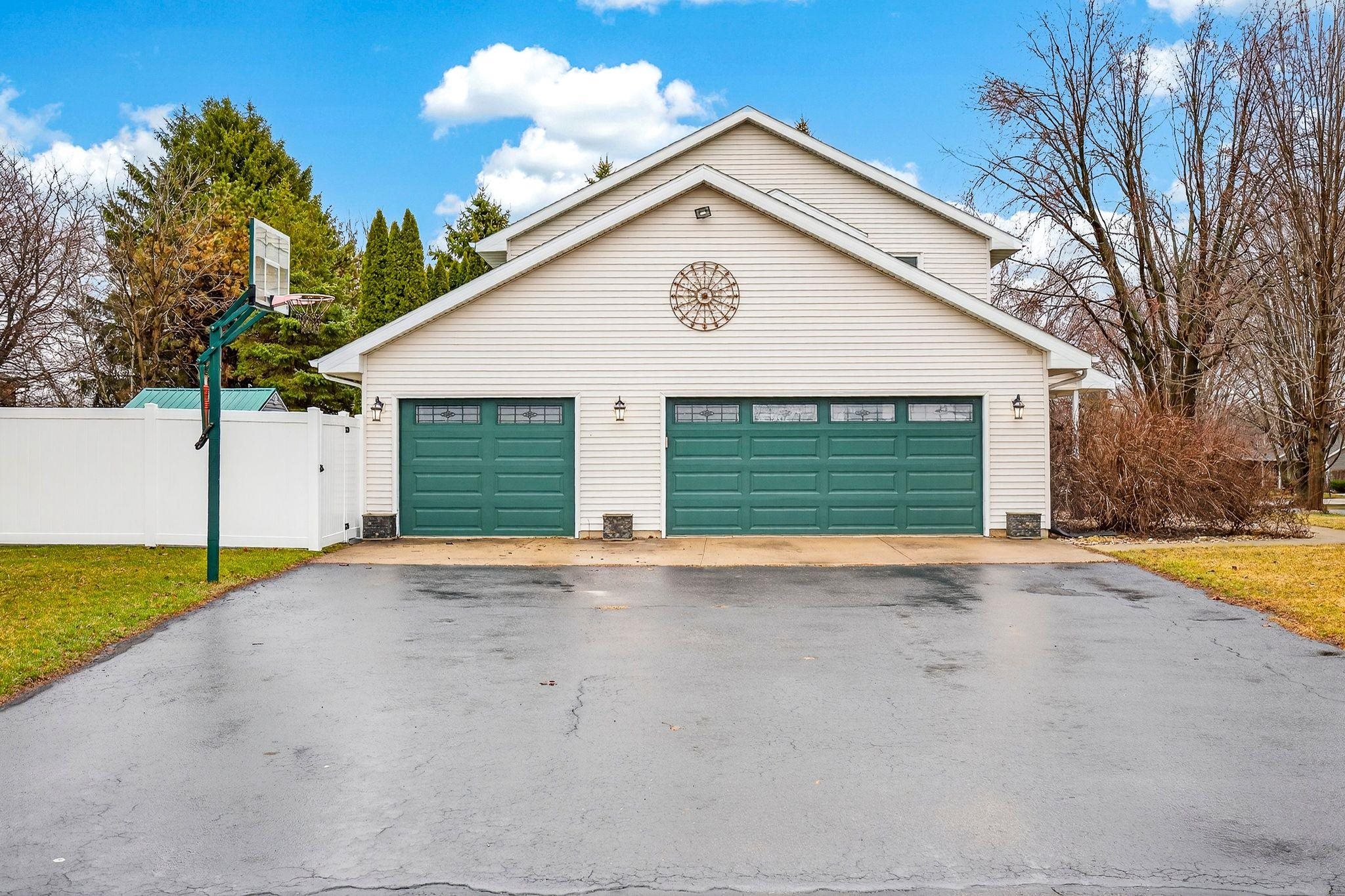 W6180 Long Court Appleton, WI 54914 - Photo 52 of 54