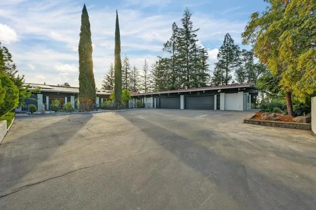 $7,500,000 | 2300 California Avenue, Carmichael, CA 95608