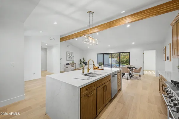 $1,550,000 | 5438 East Avalon Drive, Phoenix, AZ 85018