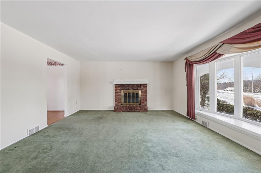 10430 Meinert Road Wexford, PA 15090 - Photo 7 of 46 Gallery Image 7