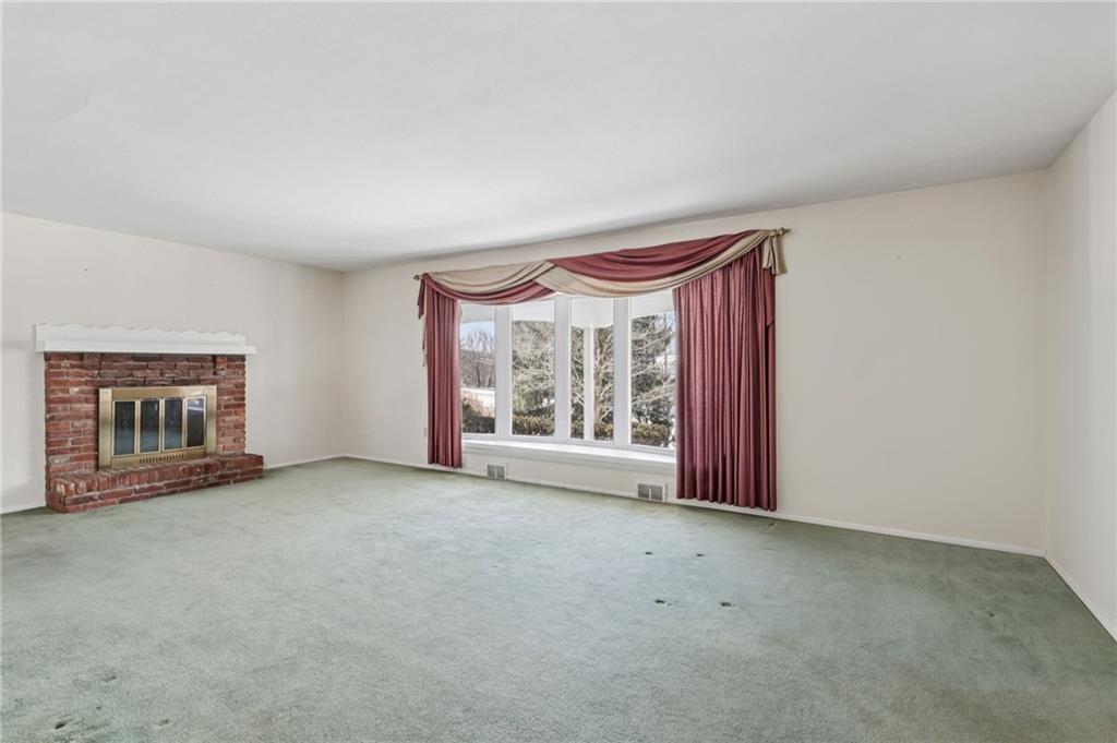 10430 Meinert Road Wexford, PA 15090 - Photo 9 of 46 Gallery Image 9