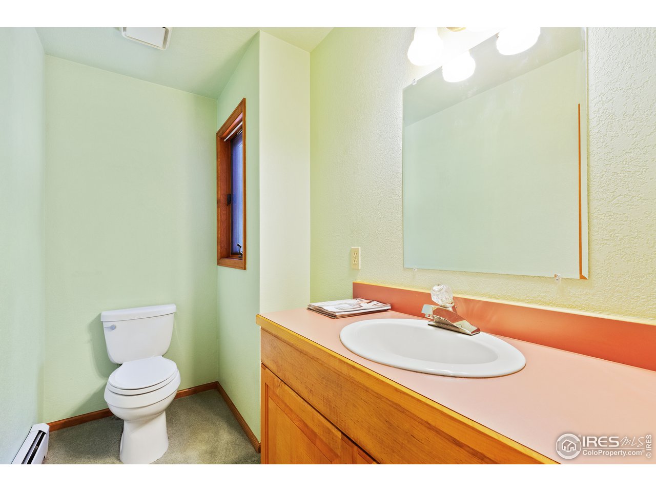 3 Lakeshore Park Road Boulder, CO 80302 - Photo 16 of 40 Main Floor Bath