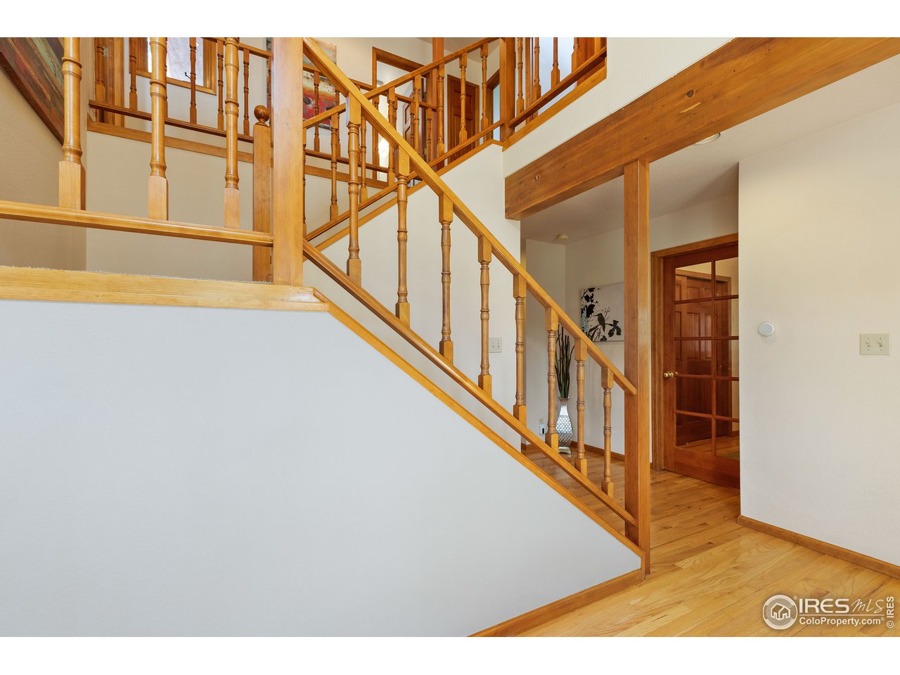 3 Lakeshore Park Road Boulder, CO 80302 - Photo 17 of 40 Beautiful Staircase