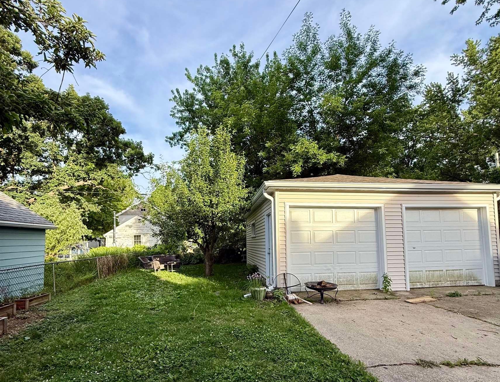 2333 Hoard Street Madison, WI 53704 - Photo 23 of 24