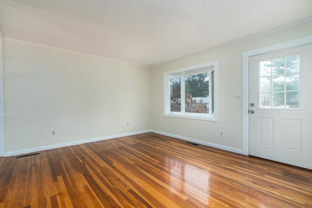 42 Rogers Road Yarmouth, ME 04096 - Photo 14 of 36 42RogersRoad-9